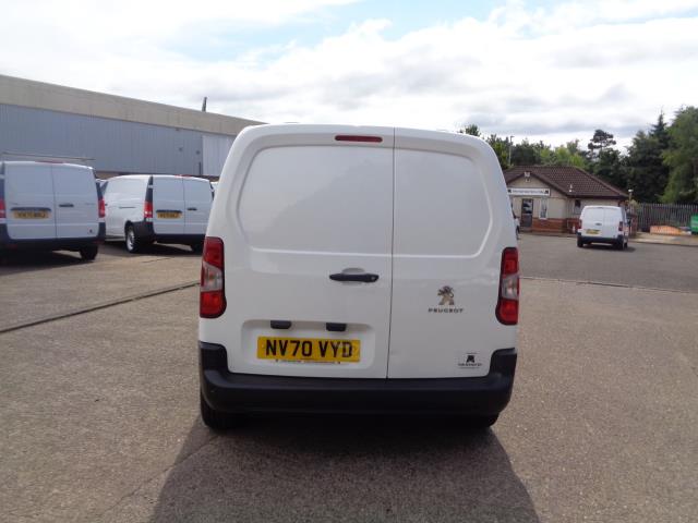 2021 Peugeot Partner 1000 1.5 Bluehdi 100 Professional Van (NV70VYD) Image 8
