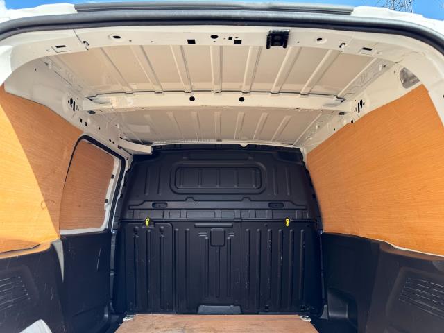 2021 Peugeot Partner 1000 1.5 Bluehdi 100 Professional Van (NV70VYO) Image 47