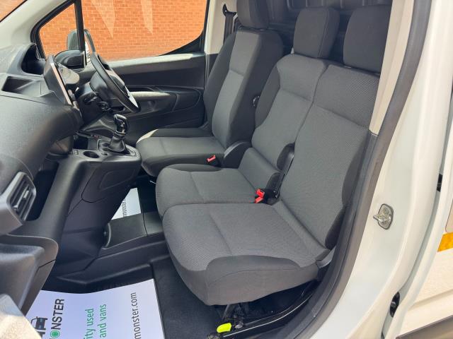 2021 Peugeot Partner 1000 1.5 Bluehdi 100 Professional Van EURO 6 (NV70VZN) Image 31