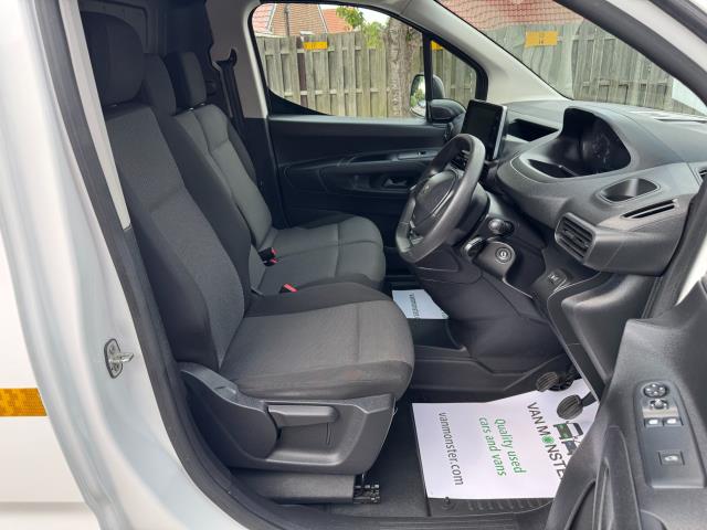 2021 Peugeot Partner 1000 1.5 Bluehdi 100 Professional Van EURO 6 (NV70VZN) Image 15