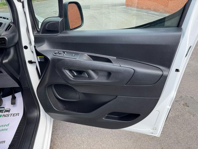 2021 Peugeot Partner 1000 1.5 Bluehdi 100 Professional Van EURO 6 (NV70VZN) Image 18