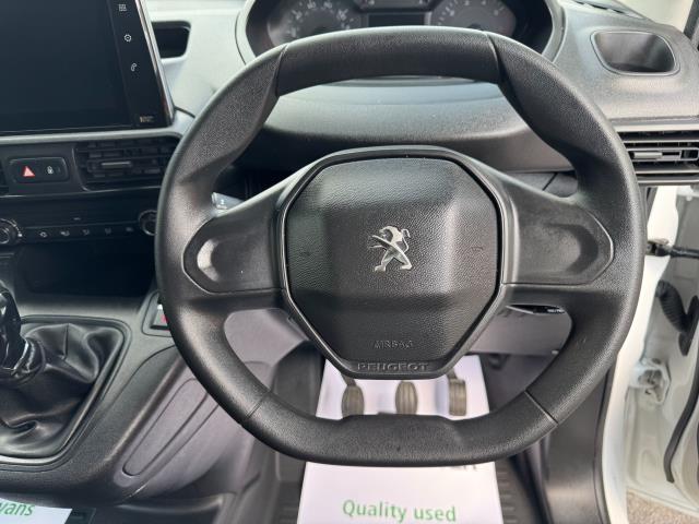 2021 Peugeot Partner 1000 1.5 Bluehdi 100 Professional Van EURO 6 (NV70VZN) Image 22