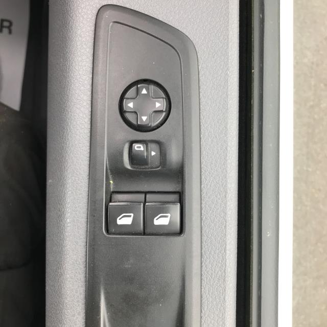 2021 Peugeot Expert 1000 1.5 Bluehdi 100 Professional Van (NV71BKK) Image 26