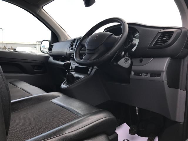 2021 Peugeot Expert 1000 1.5 Bluehdi 100 Professional Van (NV71BKK) Image 16