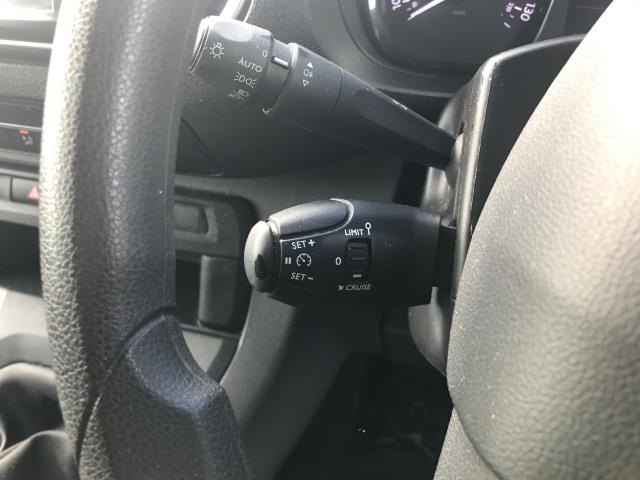 2021 Peugeot Expert 1000 1.5 Bluehdi 100 Professional Van (NV71BKU) Image 26