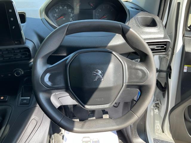 2021 Peugeot Partner 850 1.5 Bluehdi 100 Professional Crew Van (NV71BKZ) Image 21