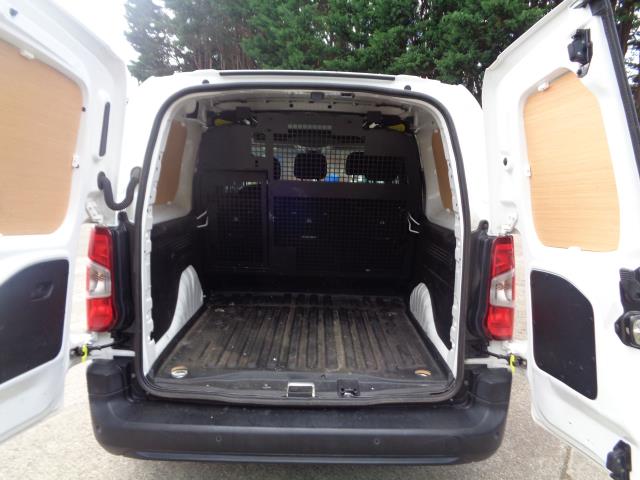 2021 Peugeot Partner 850 1.5 Bluehdi 100 Professional Crew Van (NV71BMZ) Image 18