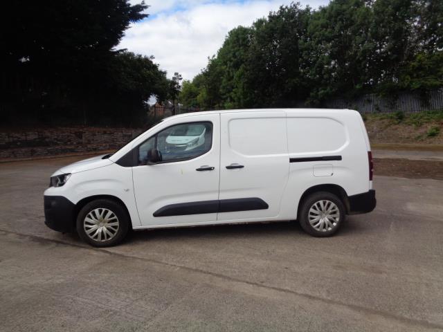 2021 Peugeot Partner 850 1.5 Bluehdi 100 Professional Crew Van (NV71BMZ) Image 7