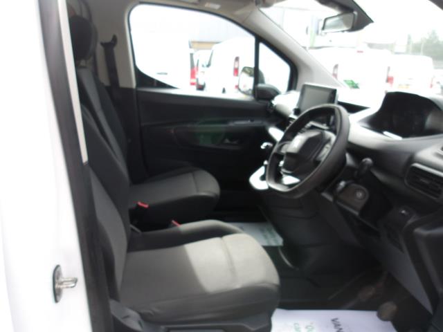 2021 Peugeot Partner 850 1.5 Bluehdi 100 Professional Crew Van (NV71CKJ) Image 20