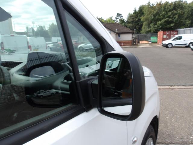 2021 Peugeot Partner 850 1.5 Bluehdi 100 Professional Crew Van (NV71CKJ) Image 13