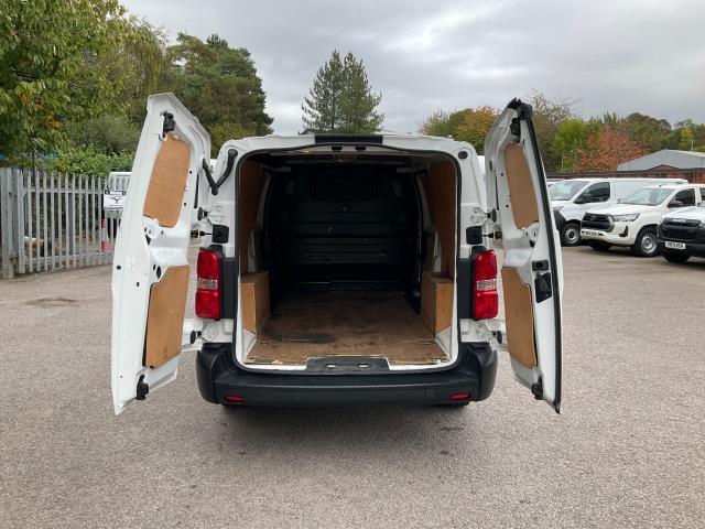 2021 Peugeot Expert 1200 1.5 Bluehdi 100 Professional Van (NV71CUH) Image 12