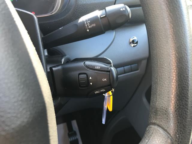 2021 Peugeot e-Expert 1000 100Kw 75Kwh Professional Van Auto (NV71DGY) Image 30