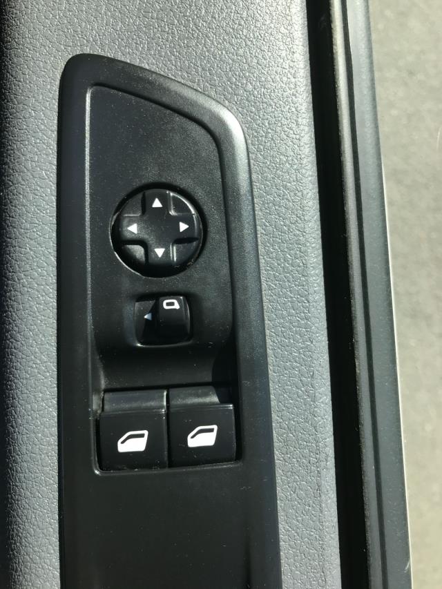 2021 Peugeot e-Expert 1000 100Kw 75Kwh Professional Van Auto (NV71DGY) Image 31