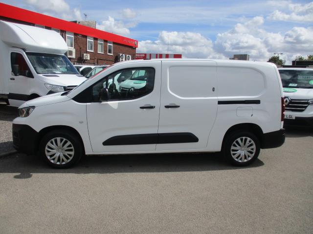2021 Peugeot Partner 950 1.5 Bluehdi 100 Professional Premium Van (NV71DTO) Image 8