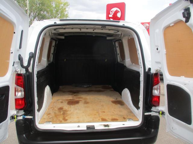 2021 Peugeot Partner 950 1.5 Bluehdi 100 Professional Premium Van (NV71DTO) Image 28