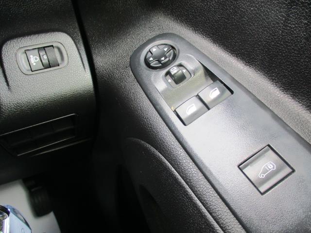 2021 Peugeot Partner 950 1.5 Bluehdi 100 Professional Premium Van (NV71DTO) Image 16