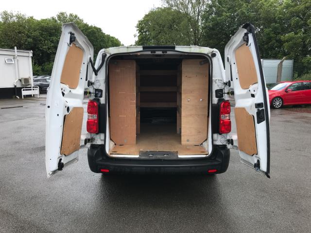 2021 Peugeot Expert 1200 1.5 Bluehdi 100 Professional Van (NV71DZU) Image 15