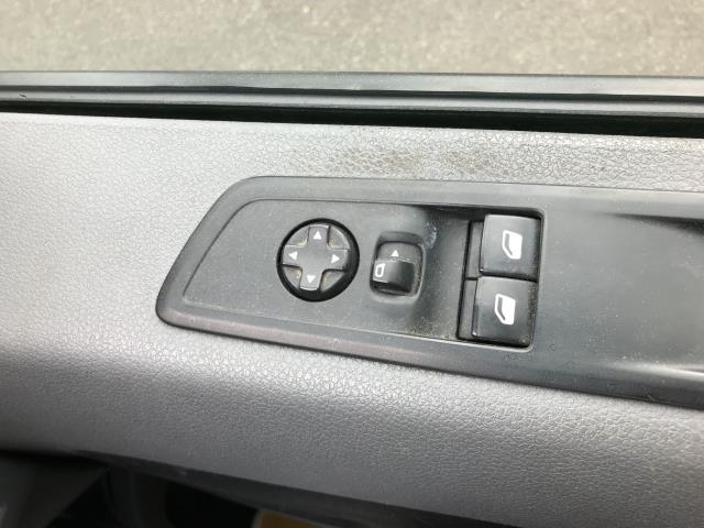 2021 Peugeot Expert 1200 1.5 Bluehdi 100 Professional Van (NV71DZU) Image 22