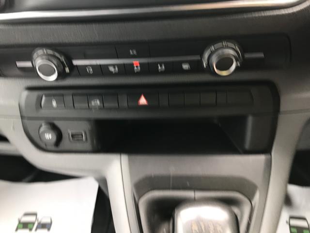 2021 Peugeot Expert 1200 1.5 Bluehdi 100 Professional Van (NV71DZU) Image 20