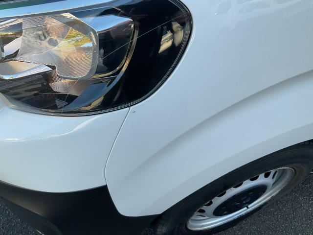 2021 Peugeot Expert 1400 2.0 Bluehdi 145 Professional Premium Van (NV71EWL) Image 36