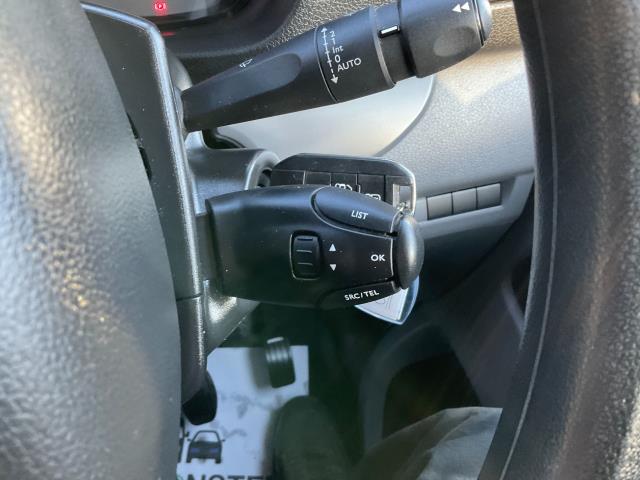 2021 Peugeot Expert 1400 2.0 Bluehdi 145 Professional Premium Van (NV71EWL) Image 31