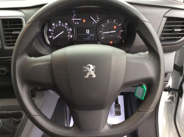 2021 Peugeot Expert 1000 1.5 Bluehdi 100 Professional Van (NV71FLR) Image 21