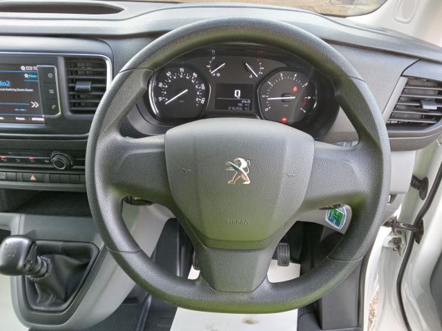 2021 Peugeot Expert 1000 1.5 Bluehdi 100 Professional Van (NV71FSL) Image 26