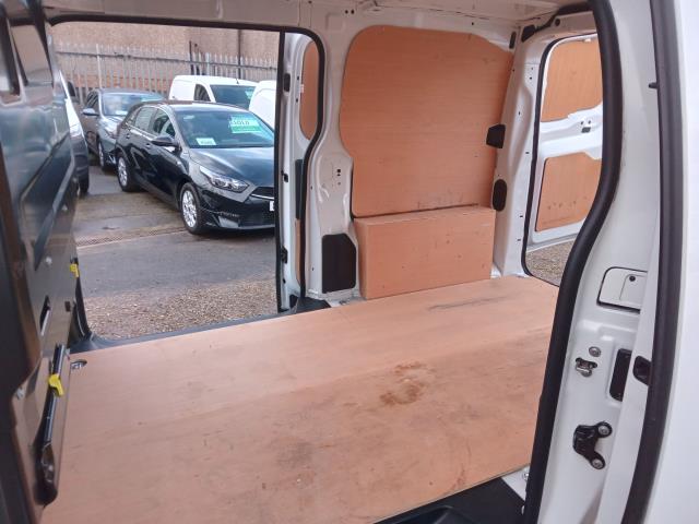 2021 Peugeot Expert 1000 1.5 Bluehdi 100 Professional Van (NV71FSL) Image 15