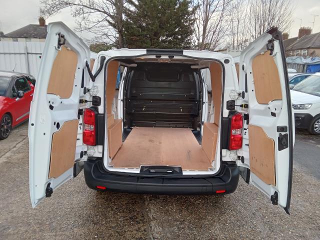 2021 Peugeot Expert 1000 1.5 Bluehdi 100 Professional Van (NV71FSL) Image 11