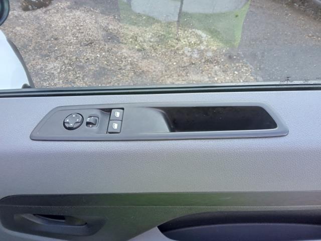 2021 Peugeot Expert 1000 1.5 Bluehdi 100 Professional Van (NV71FSL) Image 24