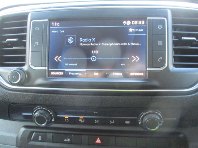 2021 Peugeot Expert 1400 2.0 Bluehdi 145 Professional Premium Van (NV71FSU) Image 22