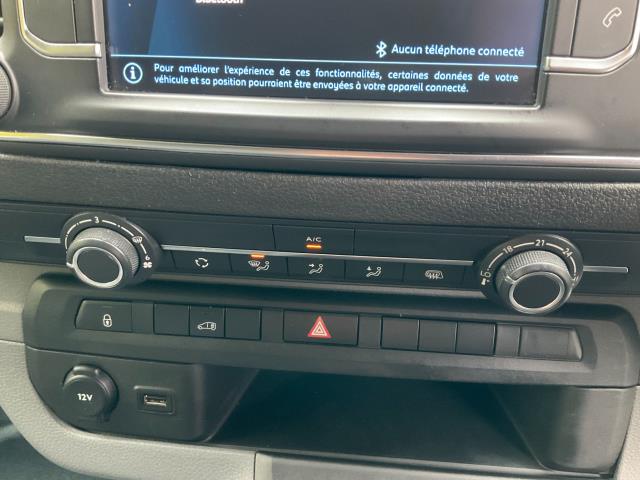 2021 Peugeot Expert 1400 2.0 Bluehdi 145 Professional Premium Van (NV71HCJ) Image 27