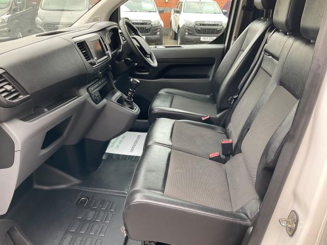 2021 Peugeot Expert 1400 2.0 Bluehdi 145 Professional Premium Van (NV71HCJ) Image 7