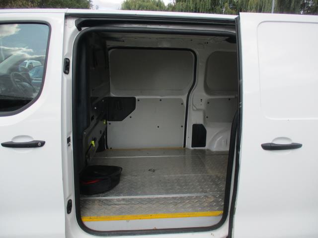 2021 Peugeot e-Expert 1000 100Kw 75Kwh Professional Van Auto (NV71HCX) Image 28
