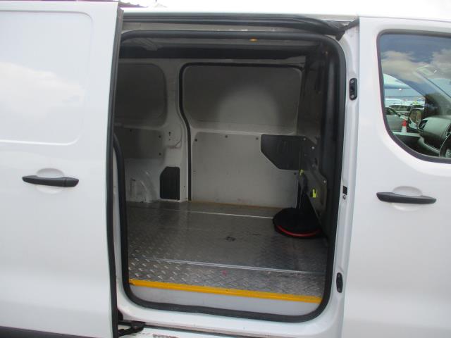 2021 Peugeot e-Expert 1000 100Kw 75Kwh Professional Van Auto (NV71HCX) Image 32