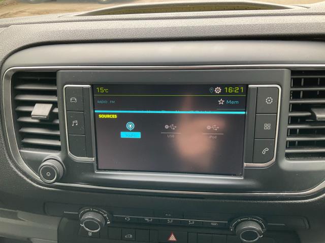 2022 Peugeot Expert 1000 100Kw 75Kwh Professional Van Auto (NV71HPP) Image 22