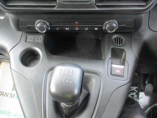 2021 Peugeot Partner 950 1.5 Bluehdi 100 Professional Premium Van (NV71HRA) Image 22
