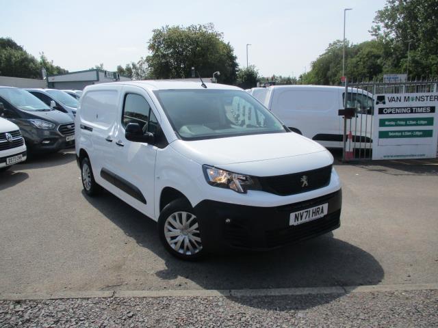 2021 Peugeot Partner 950 1.5 Bluehdi 100 Professional Premium Van (NV71HRA) Image 2