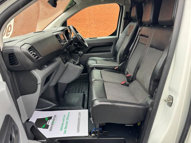 2021 Peugeot Expert 1400 L2 2.0 Bluehdi 145 Professional Premium Van (NV71HRC) Image 32