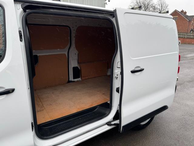 2021 Peugeot Expert 1400 L2 2.0 Bluehdi 145 Professional Premium Van (NV71HRC) Image 42