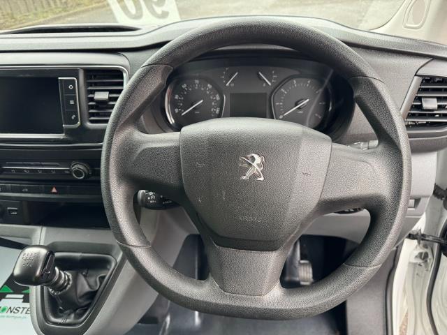 2021 Peugeot Expert 1400 L2 2.0 Bluehdi 145 Professional Premium Van (NV71HRC) Image 22