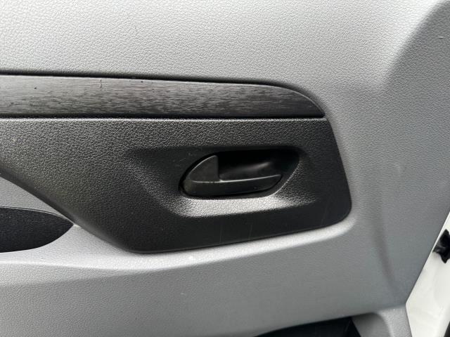 2021 Peugeot Expert 1400 L2 2.0 Bluehdi 145 Professional Premium Van (NV71HRC) Image 37