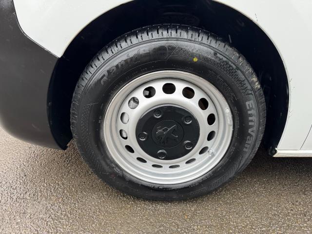 2021 Peugeot Expert 1400 L2 2.0 Bluehdi 145 Professional Premium Van (NV71HRC) Image 58