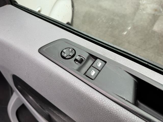 2021 Peugeot Expert 1400 L2 2.0 Bluehdi 145 Professional Premium Van (NV71HRC) Image 19