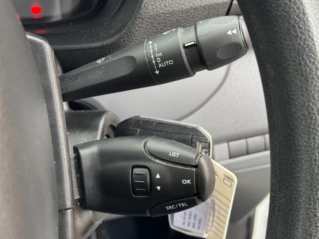 2021 Peugeot Expert 1400 L2 2.0 Bluehdi 145 Professional Premium Van (NV71HRC) Image 24