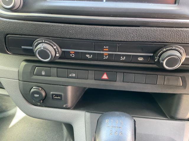 2021 Peugeot Expert 1400 2.0 Bluehdi 145 Professional Premium Van (NV71HVU) Image 26