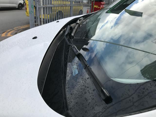 2021 Peugeot Expert 1400 2.0BLUE HDI 145PS PROFESSIONAL PREMIUM EURO 6 (NV71HWL) Image 44