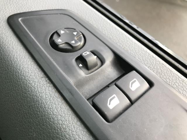 2021 Peugeot Expert 1400 2.0BLUE HDI 145PS PROFESSIONAL PREMIUM EURO 6 (NV71HWL) Image 38