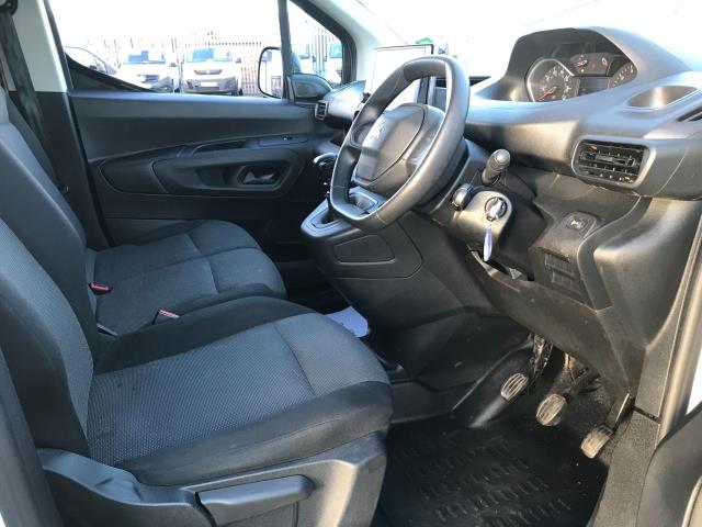 2022 Peugeot Partner L2 950 1.5BLUE HDI 100PS PROFESSIONAL PREMIUM EURO 6 (NV71JBY) Image 21