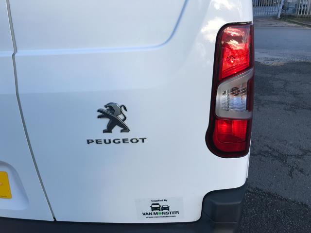 2022 Peugeot Partner L2 950 1.5BLUE HDI 100PS PROFESSIONAL PREMIUM EURO 6 (NV71JBY) Image 42